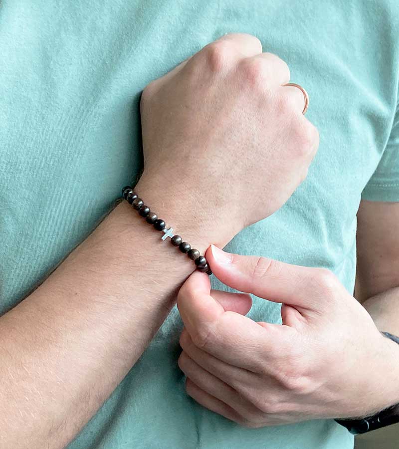 By Gabay, Armbånd med træperler og sølvkors, Ø 18 cm - Billede 5